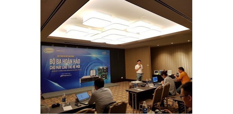 Mobilereview - Nhất Tiến Chung triển khai private cloud SuperMicro trên nền tảng Intel